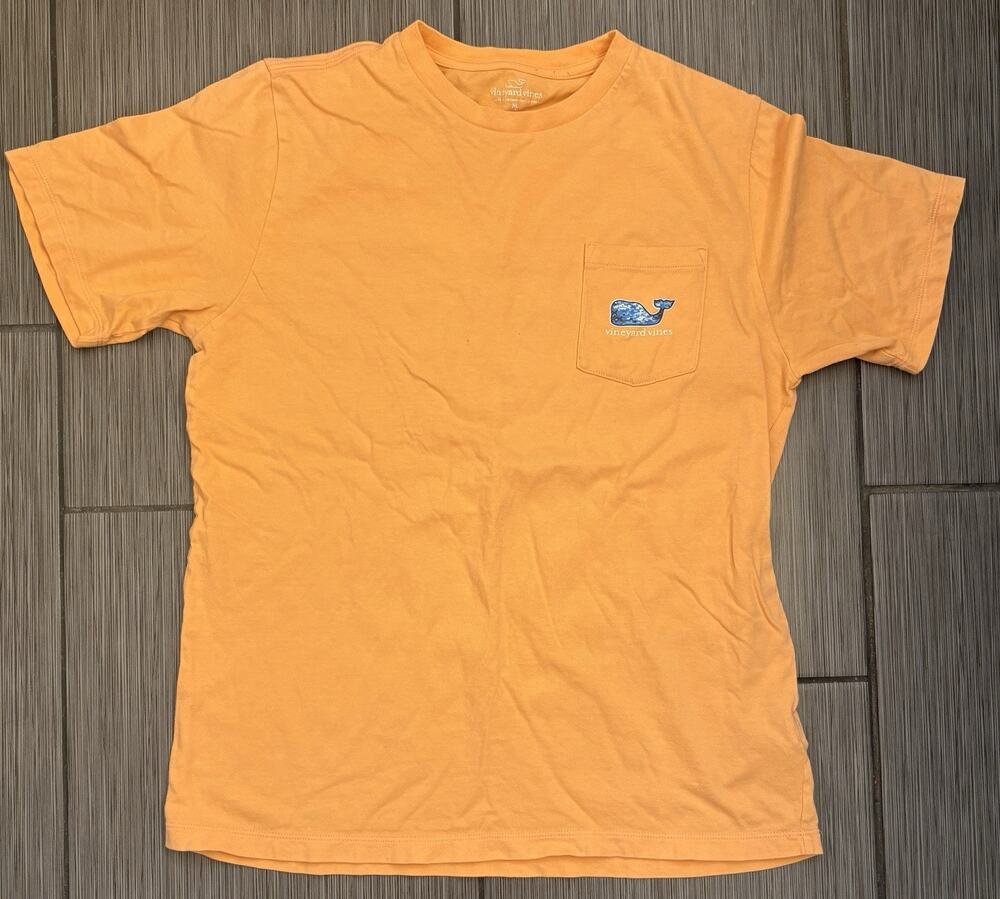 Vineyard Vines Short Sleeve Pocket T-shirt Orange Boys Size XL Blue Whale Shark
